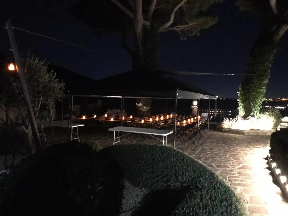 Relais Terrazza Sul Lago Castelgandolfo Marino 0*,  Italy